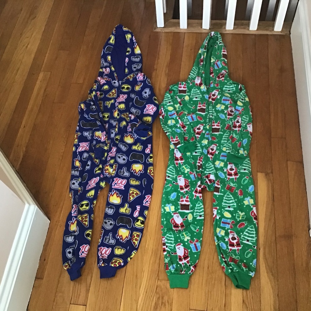 The Children Place 2 cozy pajamas .